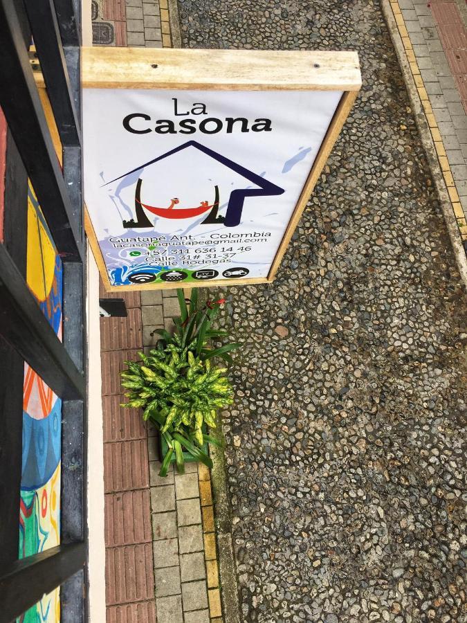 La Casona Hostel Гуатапе Экстерьер фото
