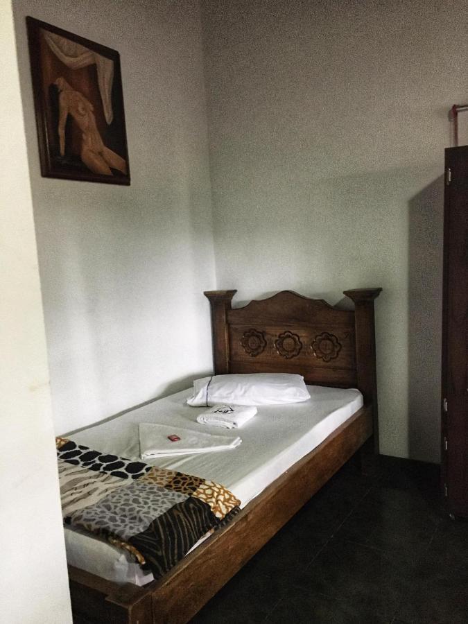 La Casona Hostel Гуатапе Экстерьер фото